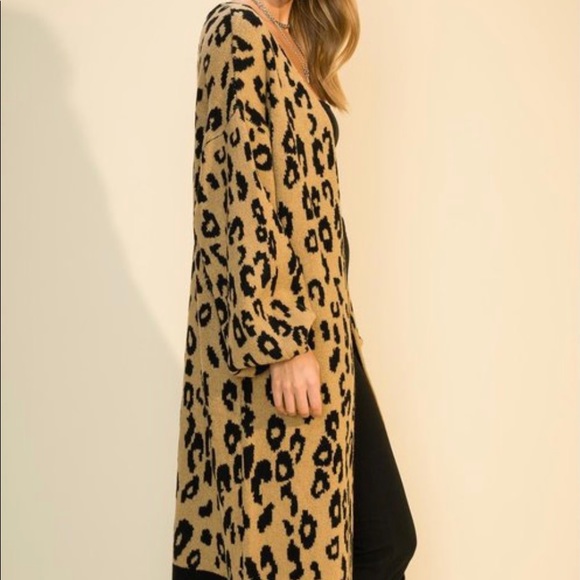 OVERSIZED LEOPARD PRINT LONG CARDIGAN SWEATER STATEMENT SLEEVES - Picture 7 of 16